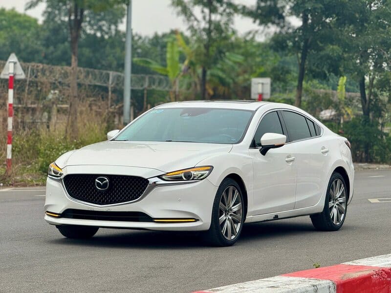 Thuê Xe 4 Chỗ Quận Tân Phú Có Tài